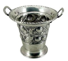 Vase- (65)